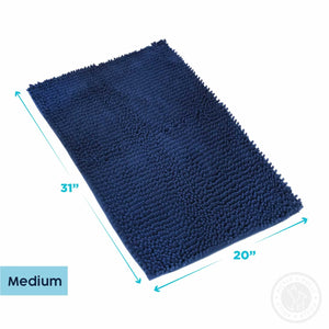A Pickle & Polly Microfiber Pet Mat (Medium) unrolled. The dimensions are 20 inches by 31 inches.